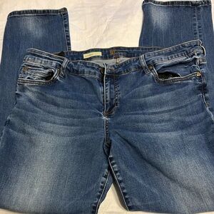 Kut from the Kloth Boyfriend Jeans
